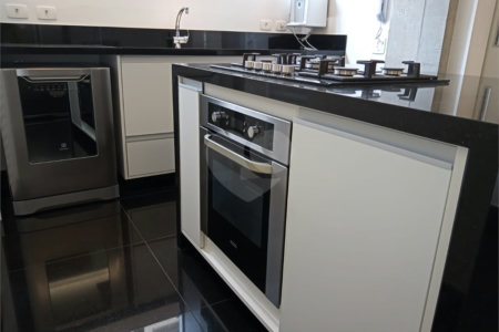 Apartamento à venda com 3 quartos, sendo 1 suíte, em Higienópolis, São Paulo, SP
