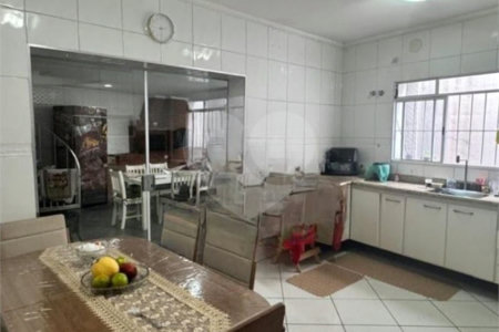 Sobrado à venda com 3 quartos, sendo 2 suítes, em Vila Maria Alta, São Paulo, SP