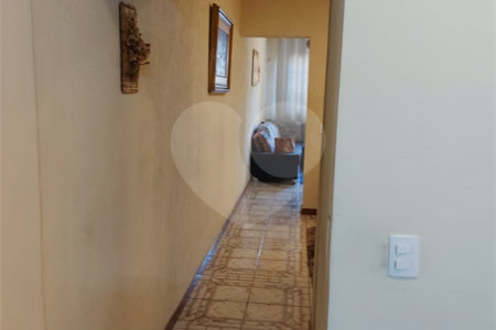 Sobrado à venda com 4 quartos, sendo 1 suíte,  em Vila Gustavo, São Paulo, SP