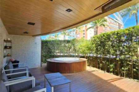 Apartamento à venda com 3 quartos, sendo 1 suíte, em Riviera de São Lourenço, Bertioga, SP