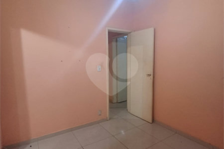 Casa à venda com 3 quartos, sendo 1 suíte, em Senador Camará, Rio de Janeiro, RJ