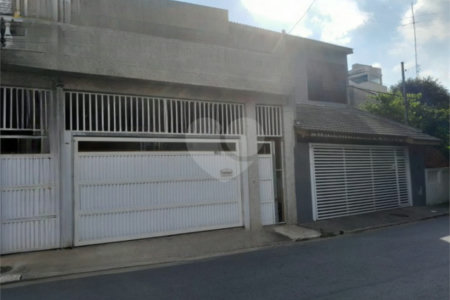 Casa a venda na Vila Brasilino Machado, 3 dormitórios, suite, 2 vagas, churrasqueira e vista panorâmica