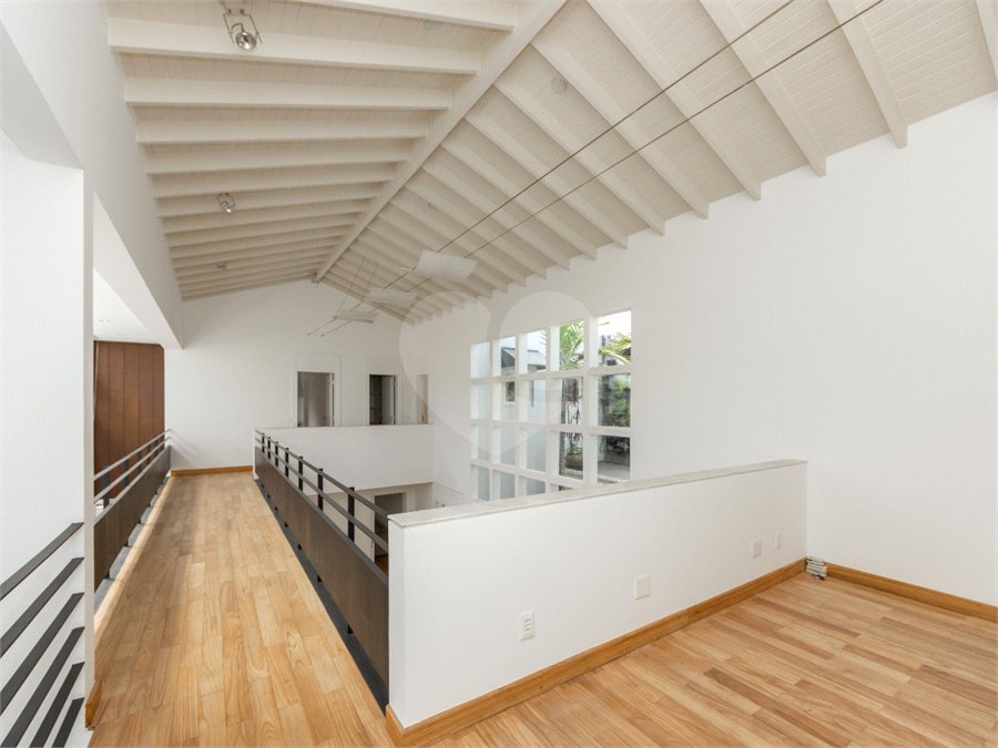 Casa com 4 quartos a venda Vila Nova Conceição, São Paulo - SP