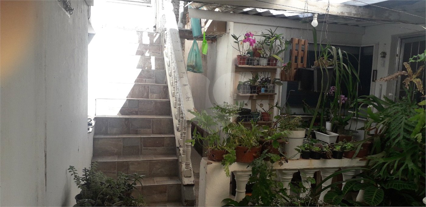 Casa à venda com 3 quartos em Jardim Regina, São Paulo, SP