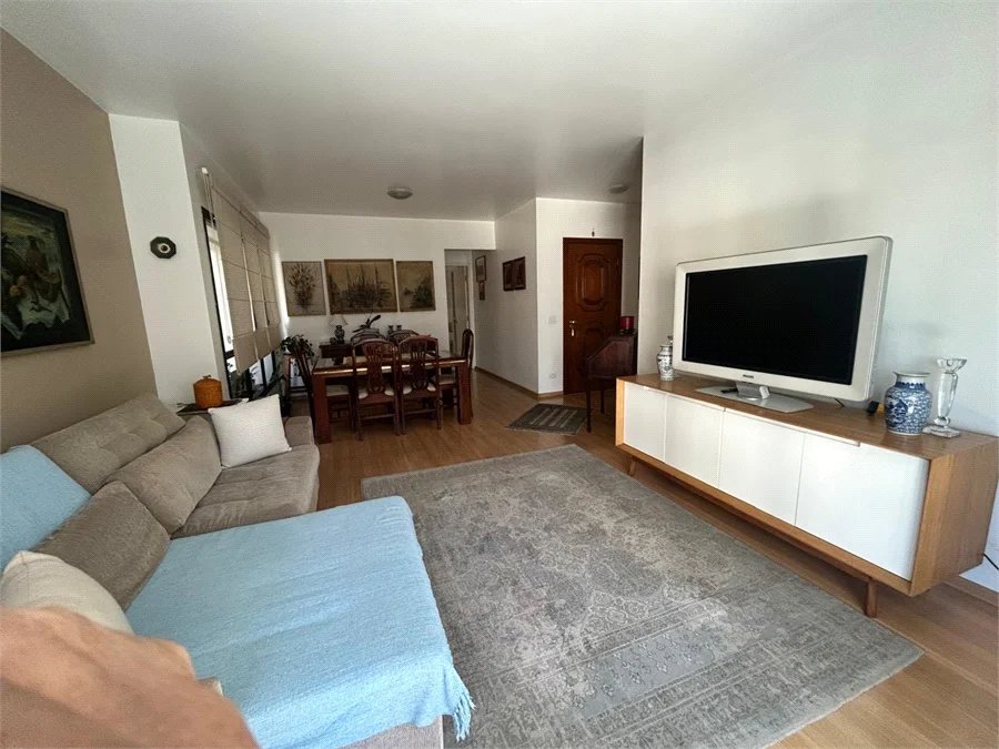 Apartamento à venda com 4 quartos, sendo 2 suítes,  em Pinheiros, São Paulo, SP