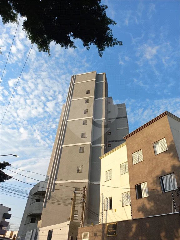 Excelente apartamento à venda, 2 quartos, ao lado do metrô Guilhermina-Esperança