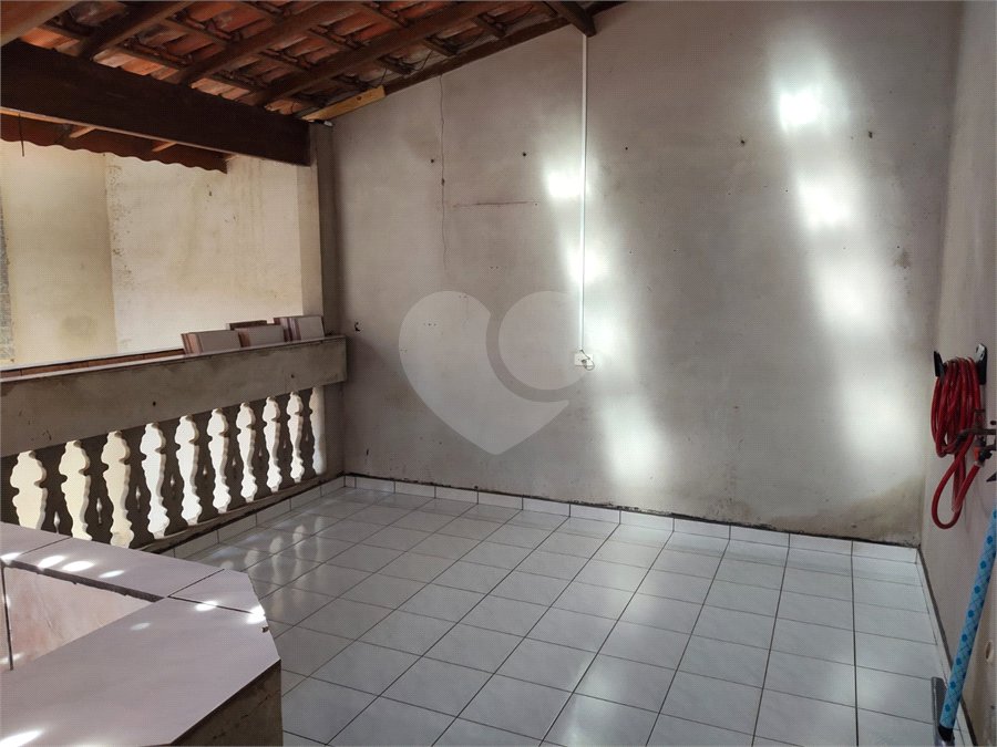 Casa à venda com 3 quartos em Jardim Santa Clara, Guarulhos, SP