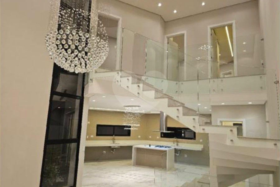 Casa à venda com 4 suítes no condomínio Villas do Jaguari, Santana de Parnaíba - SP