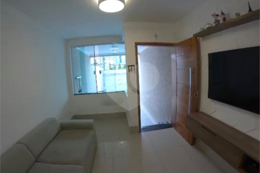 Sobrado à venda com 3 quartos, sendo 1 suíte, em Vila Lucia, São Paulo, SP