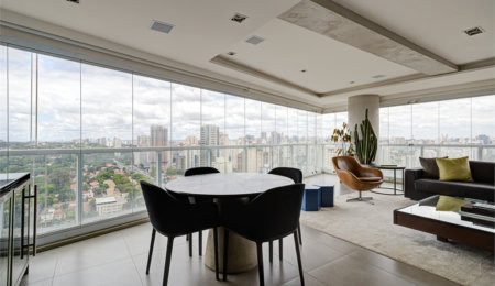 Apartamento à venda com 3 suítes em Campo Belo, São Paulo, SP