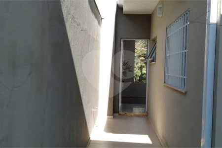Casa à venda com 3 quartos, sendo 1 suíte, em Santa Cândida, Vinhedo, SP