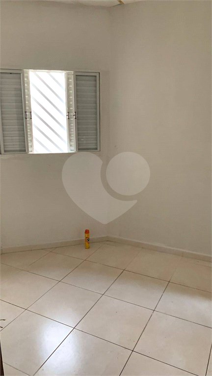 Casa à venda com 3 quartos, sendo 1 suíte, em Vila Figueira, Suzano, SP