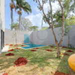 Casa à venda com 4 suítes no condomínio Reserva Robélia, São Paulo - SP