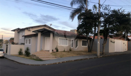 Casa Térrea à venda ou para alugar com 3 suítes em Parque Ortolândia, Hortolândia, SP
