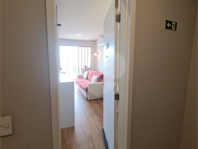 Apartamento à venda com 3 quartos, sendo 1 suíte,  em Parada Inglesa, São Paulo, SP