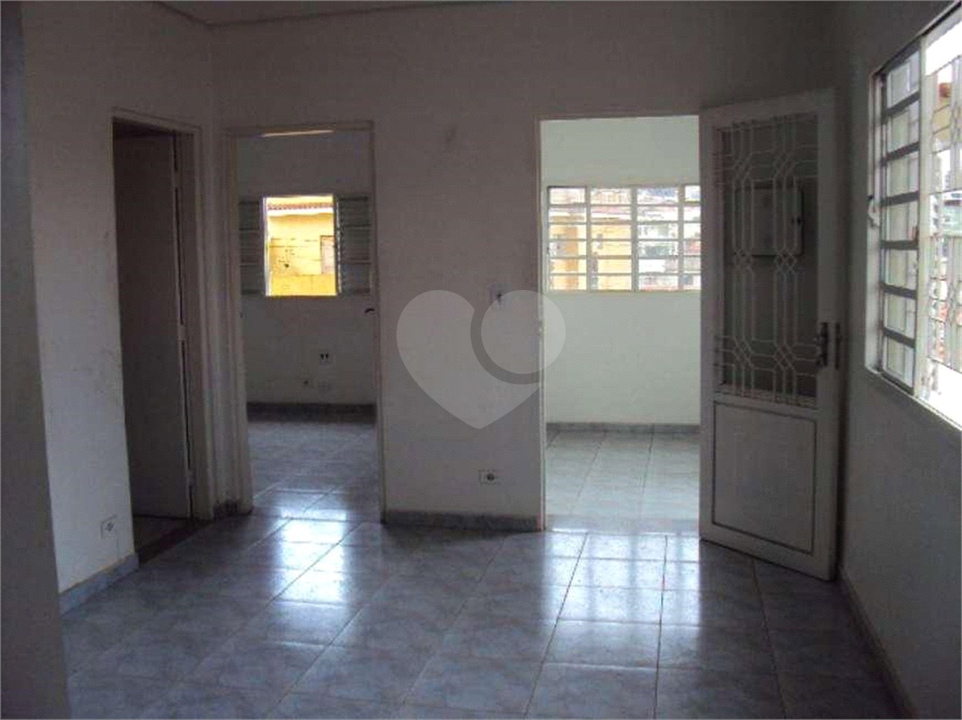 Sobrado à venda com 4 quartos em Parada Inglesa, São Paulo, SP