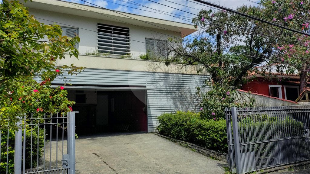 Casa à venda com 4 suítes em Vila Pirajussara, São Paulo, SP