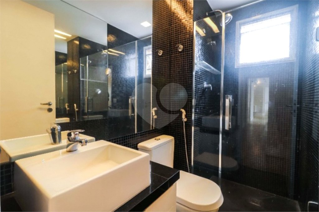 Apartamento para alugar com 3 suítes em Vila Olímpia, São Paulo, SP