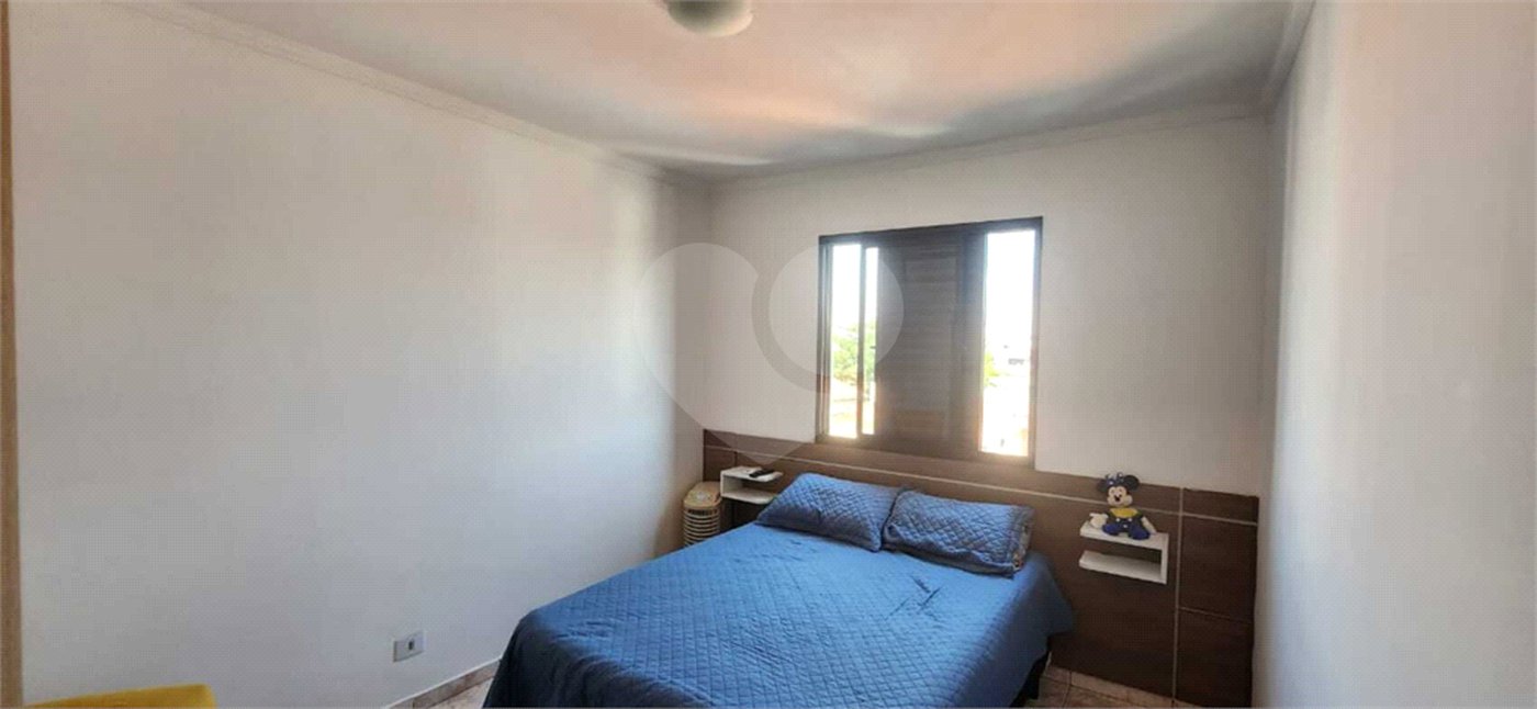 Apartamento à venda com 2 quartos em Jardim Ismênia, São José dos Campos, SP