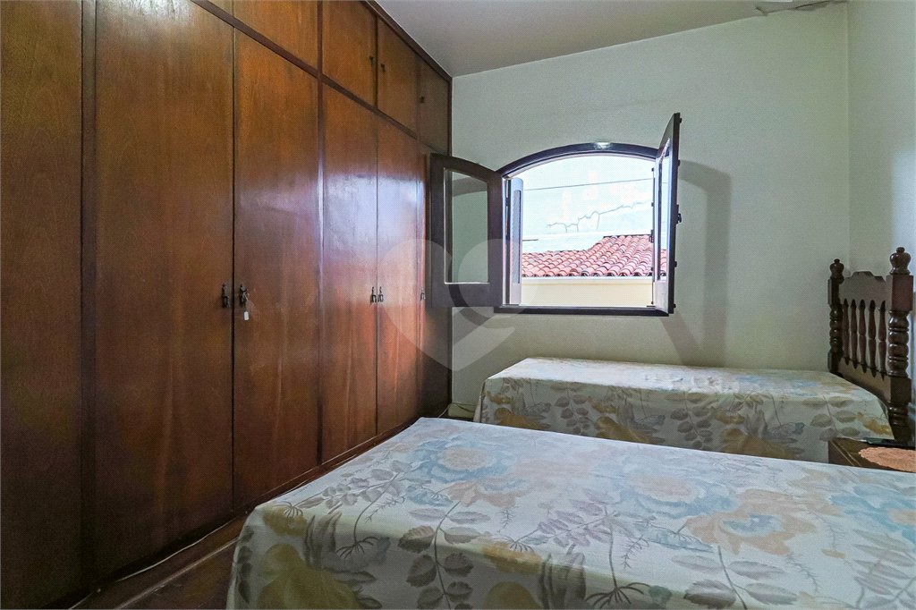 Casa à venda com 3 quartos, sendo 1 suíte, em Mirandópolis, São Paulo, SP