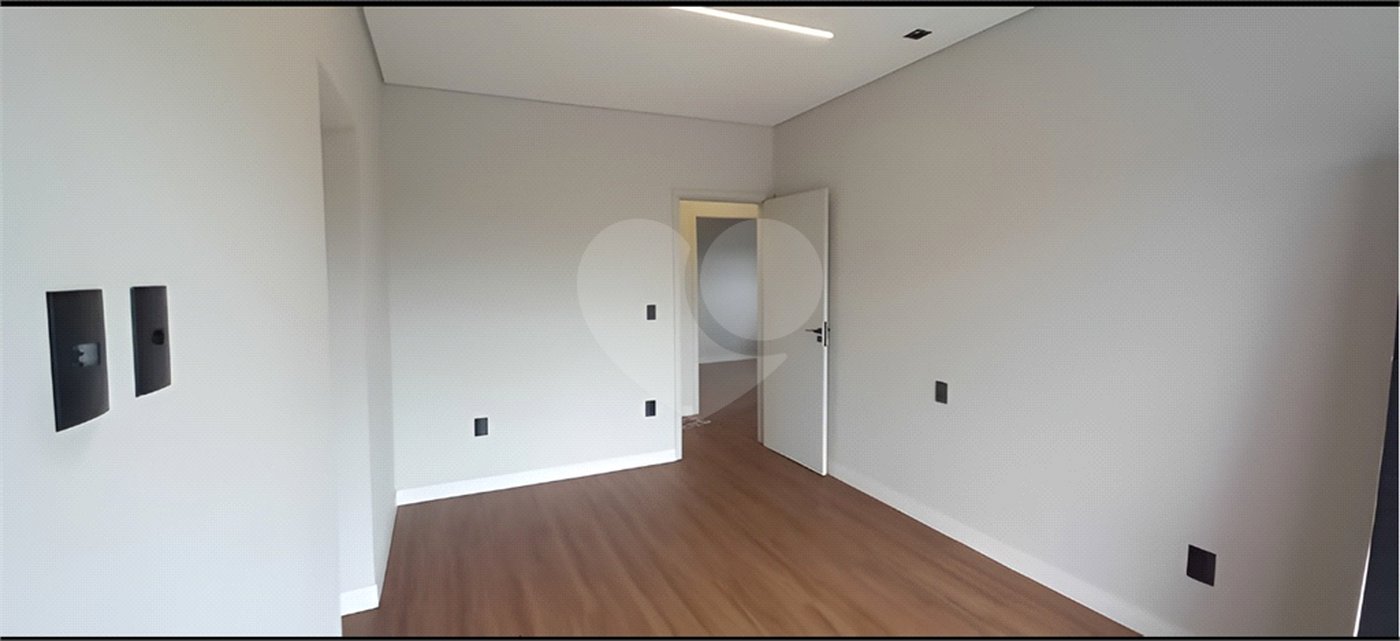 Casa à venda com 4 quartos, sendo 3 suítes, no condomínio Ibiti Reserva, Sorocaba - SP