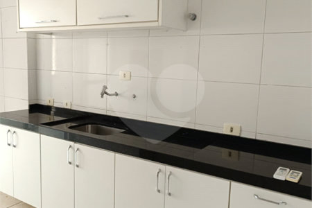 Apartamento à venda com 4 quartos, sendo 2 suítes, em Itaim Bibi, São Paulo, SP