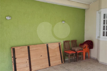 Casa à venda com 6 quartos, sendo 3 suítes, em Alto Ipiranga, Mogi das Cruzes, SP