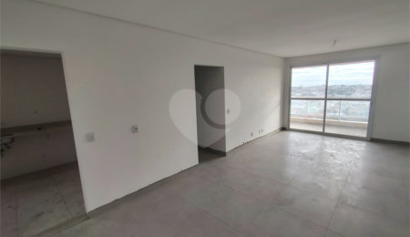 Apartamento à venda com 3 quartos, sendo 1 suíte,  em Centreville, São Carlos, SP