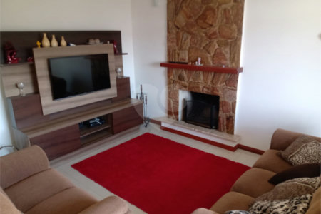 Casa à venda com 3 quartos, sendo 1 suíte, em Gabriel Piza, São Roque, SP
