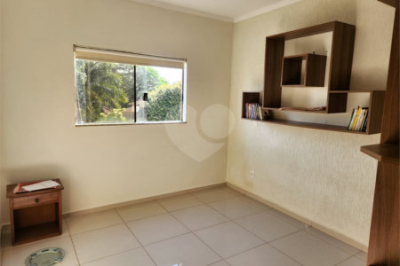 Casa à venda ou para alugar com 3 quartos, sendo 1 suíte, em Jardim Primavera, Araraquara, SP