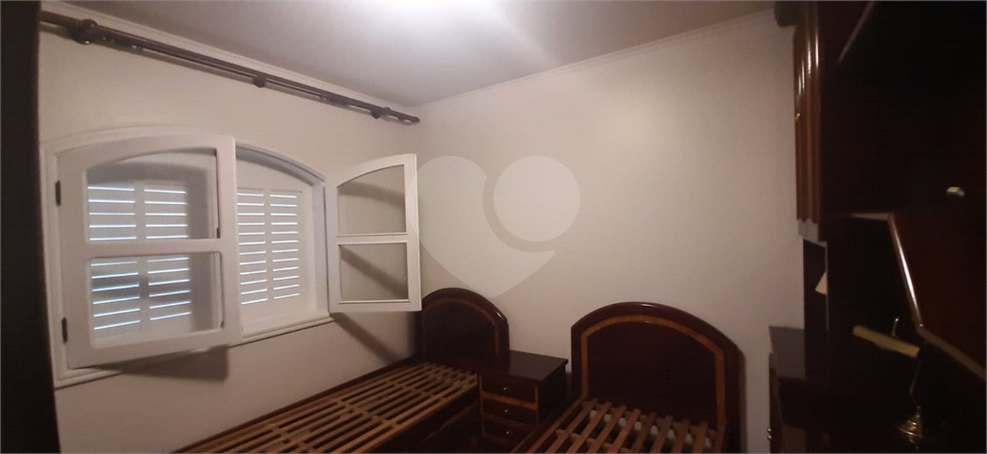 Sobrado à venda com 4 quartos, sendo 2 suítes, em Jardim França, São Paulo, SP