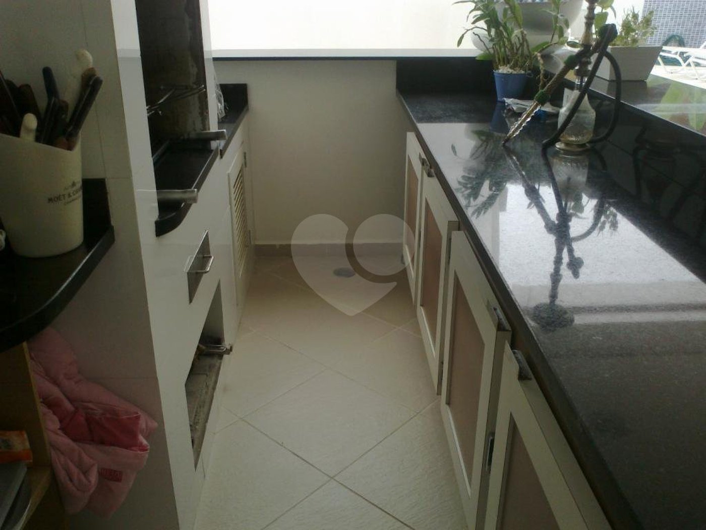 Sobrado à venda com 5 suítes em Enseada, Bertioga, SP