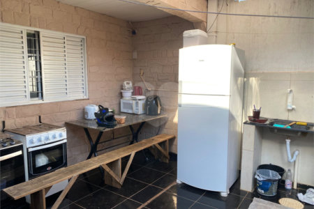 Casa à venda ou para alugar com 10 quartos no Centro, Ponta Porã, MS