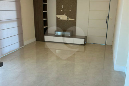 Apartamento à venda com 2 suítes em Vila Lúcia Elvira, São Paulo, SP