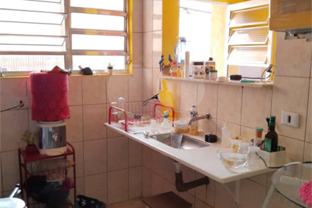 Casa à venda com 4 quartos, sendo 1 suíte, em Jardim das Palmas, São Paulo, SP