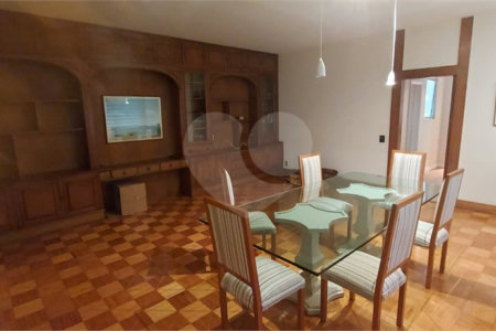 Apartamento à venda com 4 quartos, sendo 1 suíte,  em Laranjeiras, Rio de Janeiro, RJ