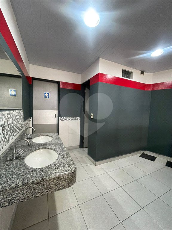 Sobrado à venda ou para alugar com 4 quartos, sendo 1 suíte,  em Tucuruvi, São Paulo, SP