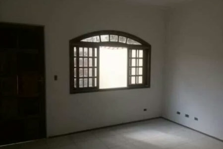 Sobrado à venda com 3 quartos, sendo 2 suítes,  em Jardim Monte Kemel, São Paulo, SP