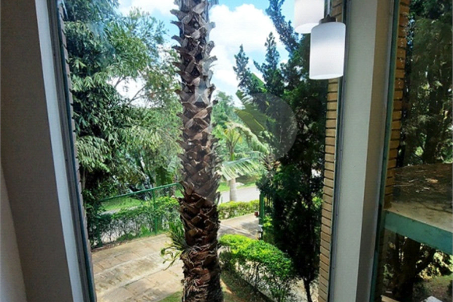 Casa à venda com 5 suítes em Canguera, São Roque, SP