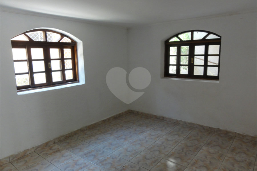 Casa Térrea à venda ou para alugar com 4 quartos em Jardim Floresta, São Paulo, SP