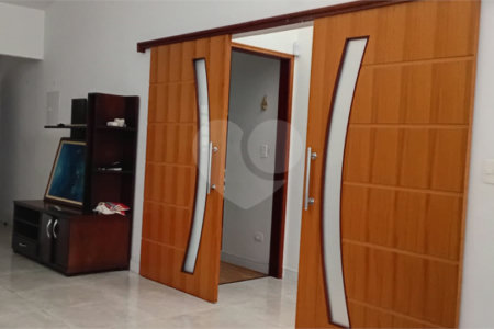 Casa à venda com 4 quartos, sendo 2 suítes,  em Vila Sônia, São Paulo, SP