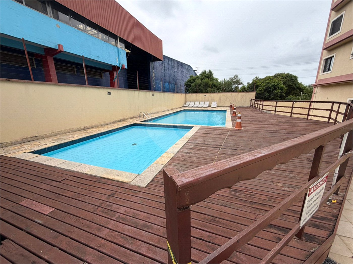 Apartamento à venda com 3 quartos, sendo 1 suíte, no Centro, Suzano, SP