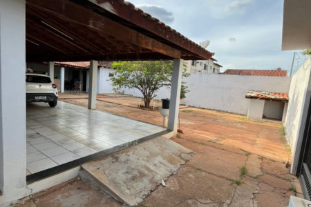 Casa à venda com 3 quartos, sendo 1 suíte,  em Jardim Primaveril, Três Lagoas, MS