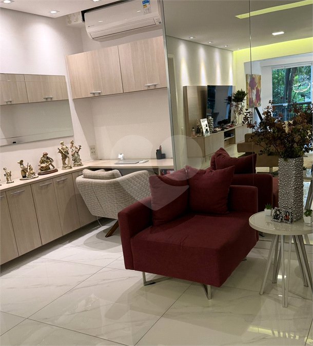 Apartamento à venda com 3 suítes em Campo Belo, São Paulo, SP