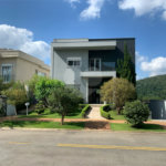 Casa à venda ou para alugar com 4 suítes no condomínio Residencial Gênesis 1, Santana de Parnaíba - SP