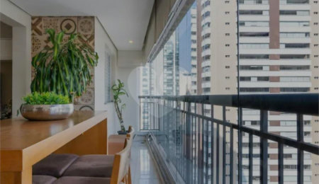 Apartamento à venda com 2 suítes em Vila Gertrudes, São Paulo, SP