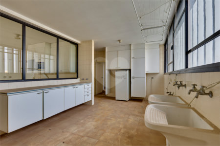 Apartamento à venda com 4 suítes em Santo Amaro, São Paulo, SP