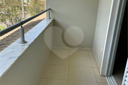 Casa à venda com 3 suítes no condomínio Terras de São Francisco, Vinhedo - SP
