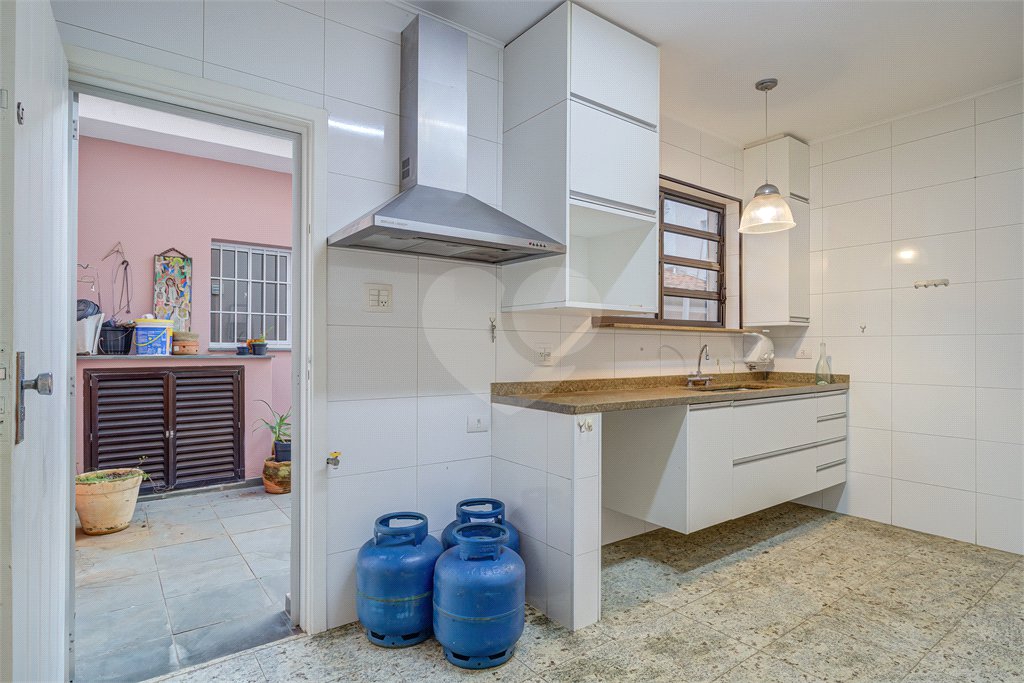 Sobrado à venda com 3 quartos, sendo 1 suíte, em Jardim Petrópolis, São Paulo, SP