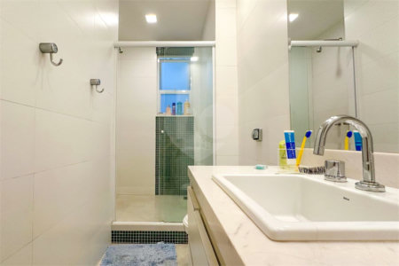 Cobertura à venda com 7 quartos, sendo 3 suítes,  em Lagoa, Rio de Janeiro, RJ